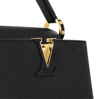 Сумка Louis Vuitton Capucines BB