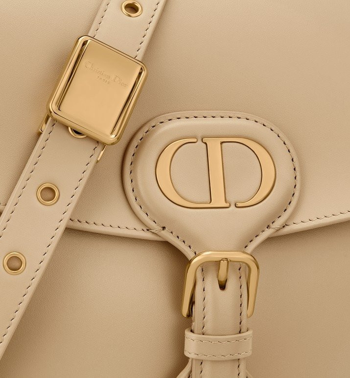 Сумка Dior Bobby, средний формат