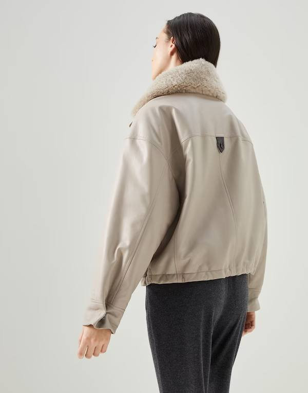 Кожаная куртка Brunello Cucinelli с меховым воротником