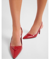 Лакированные туфли Prada