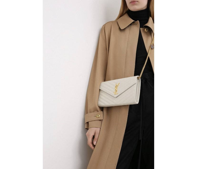 Сумка Saint Laurent Monogram Envelope