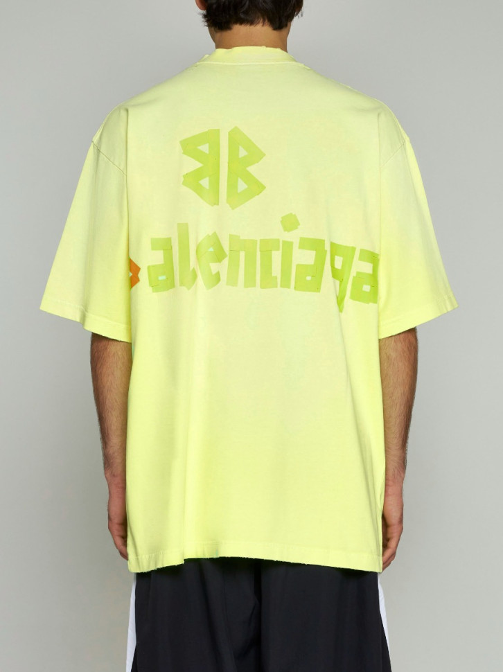 Футболка Balenciaga Tape Type Tee