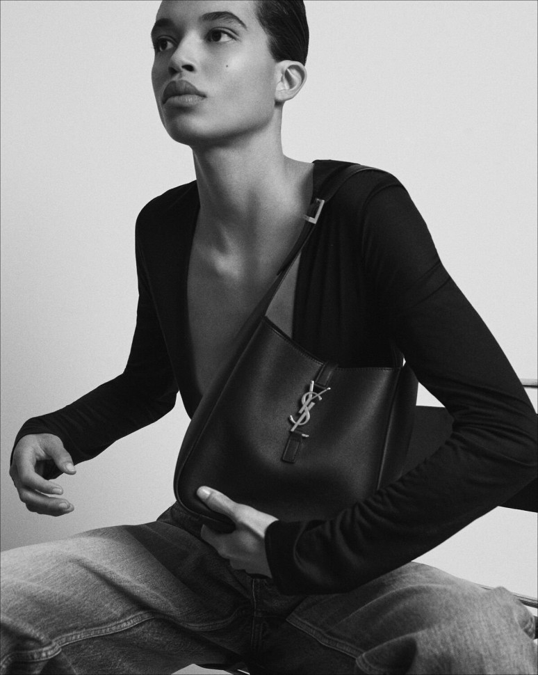 Сумка-тоут Saint Laurent Le 5 A 7 small
