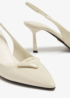 Лакированные туфли Prada