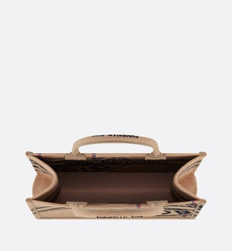 СУМКА DIOR BOOK TOTE, МОДЕЛЬ СРЕДНЕГО ФОРМАТА