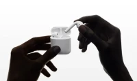 Наушники Apple AirPods 2, с беспроводным зарядным кейсом