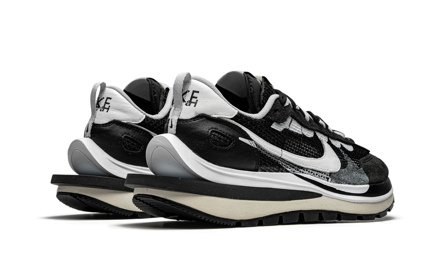 Nike Vapor Waffle “Sacai - Black White”