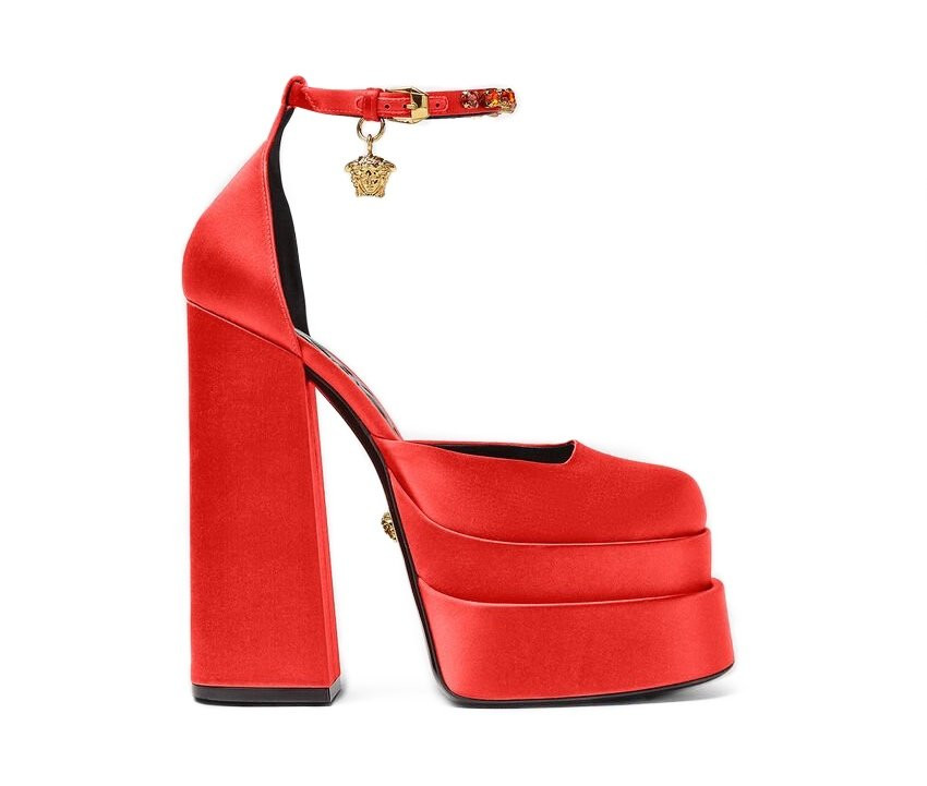 Туфли-лодочки Versace