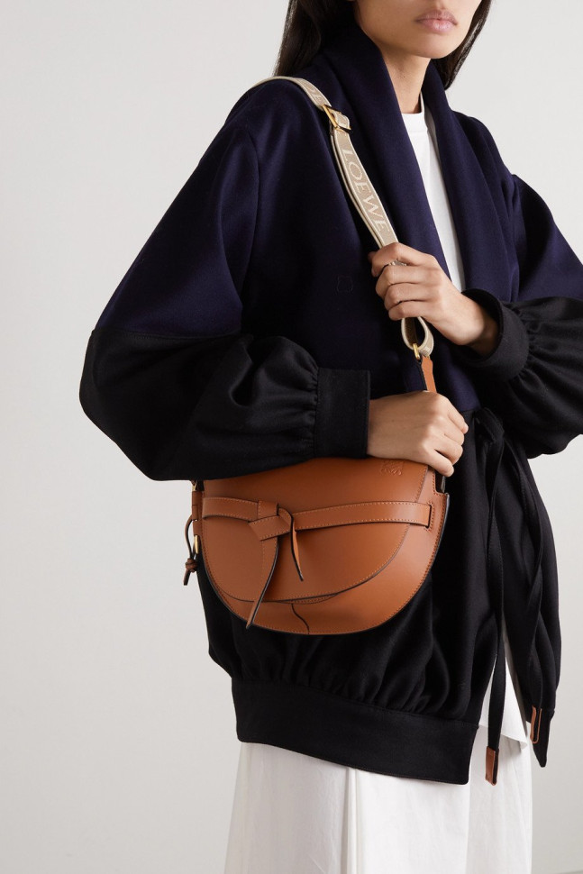 Кожаная сумка Loewe Gate