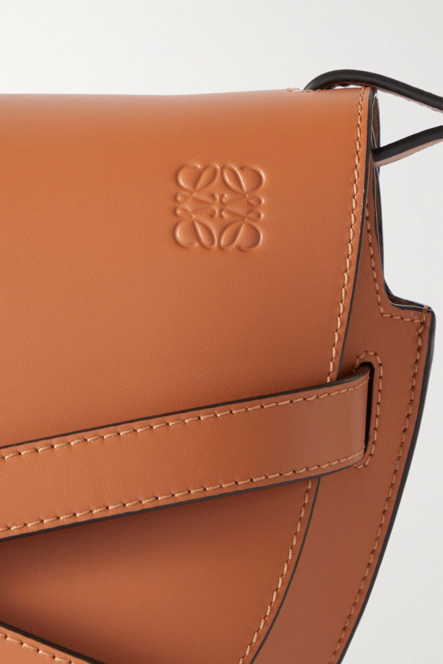 Кожаная сумка Loewe Gate
