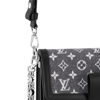 Сумка Louis Vuitton Dauphine MM