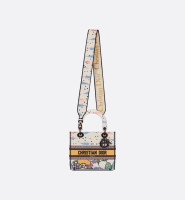 СУМКА Dior LADY D-LITE, МОДЕЛЬ СРЕДНЕГО ФОРМАТА