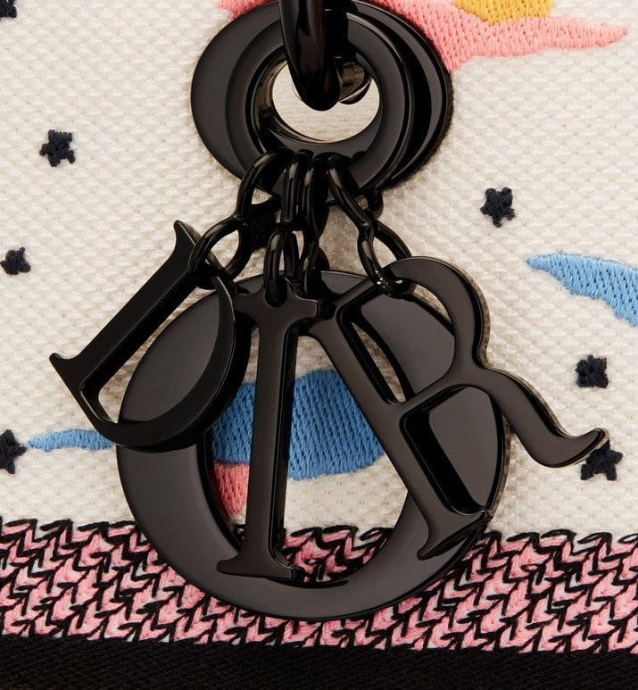 СУМКА Dior LADY D-LITE, МОДЕЛЬ СРЕДНЕГО ФОРМАТА