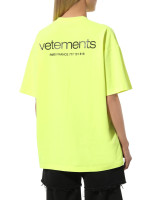 Футболка VETEMENTS с логотипом