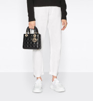 Сумка Dior Lady Dior, модель маленького формата