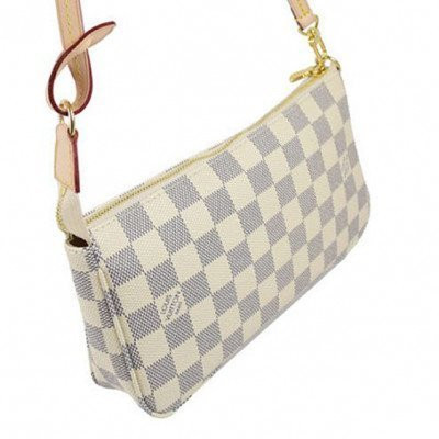 Клатч Louis Vuitton Pochette Accessoires 2008-го года