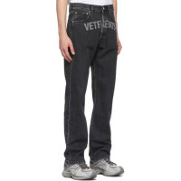 Джинсы VETEMENTS