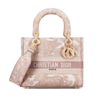 СУМКА Dior LADY D-LITE, МОДЕЛЬ СРЕДНЕГО ФОРМАТА