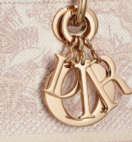 СУМКА Dior LADY D-LITE, МОДЕЛЬ СРЕДНЕГО ФОРМАТА