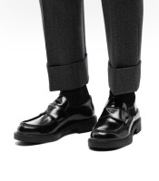 Prada Лоферы из полированной кожи