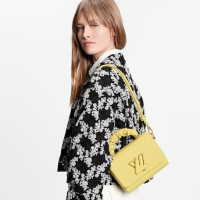 СУМКА Louis Vuitton TWIST PM