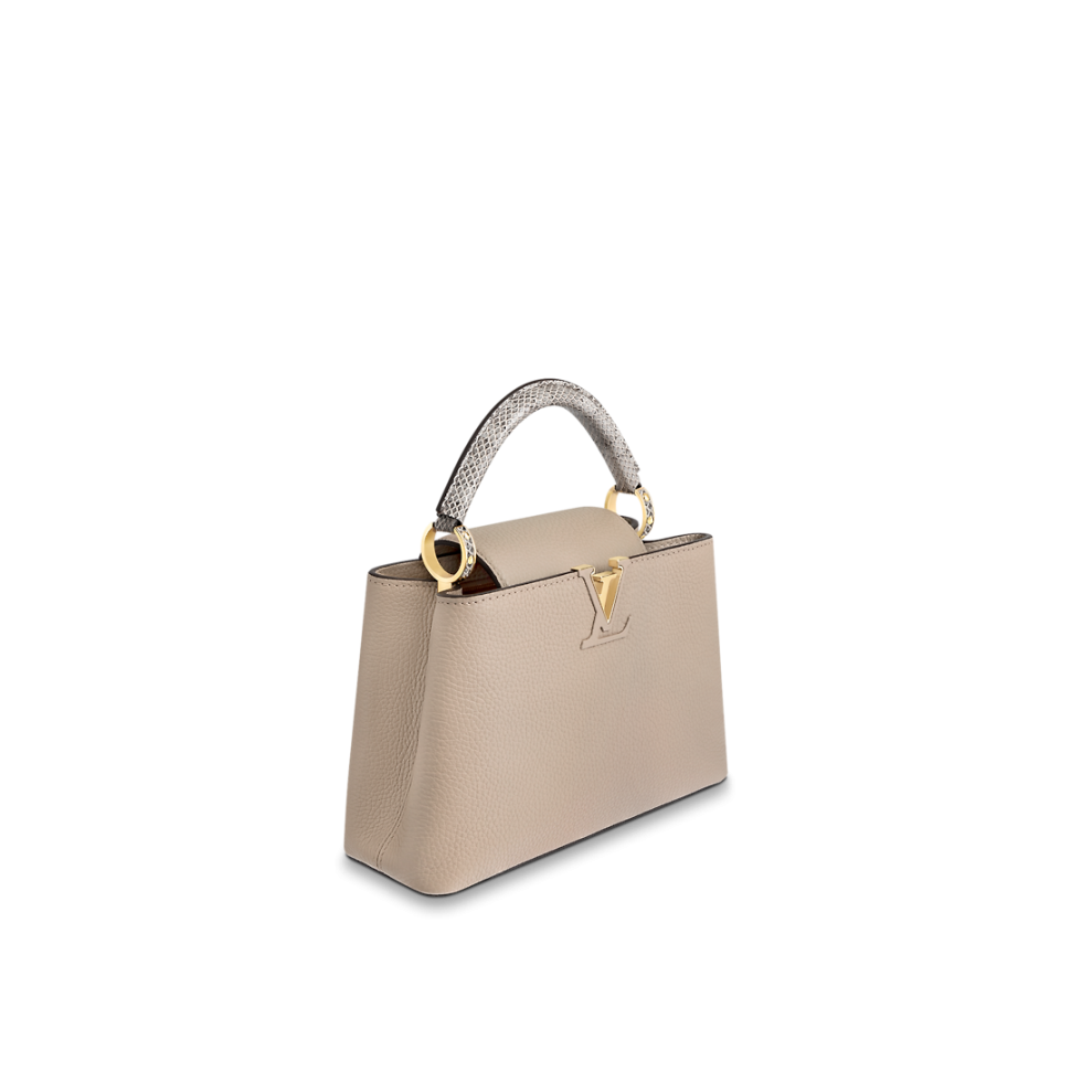 Сумка Louis Vuitton Capucines BB