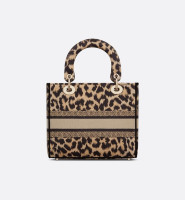 СУМКА Dior LADY D-LITE, МОДЕЛЬ СРЕДНЕГО ФОРМАТА