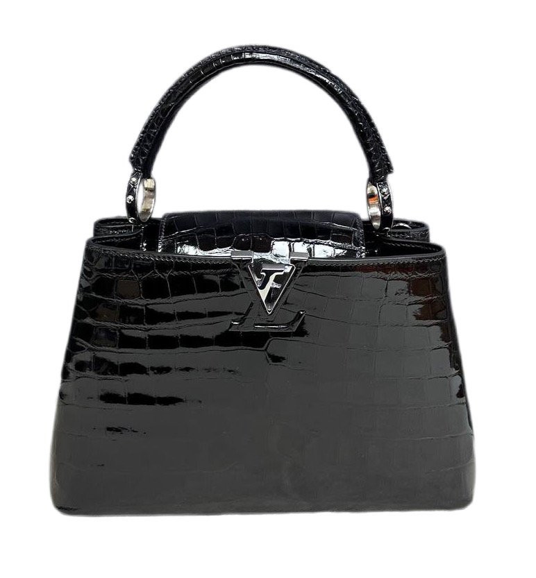 Сумка Louis Vuitton Capucines BB