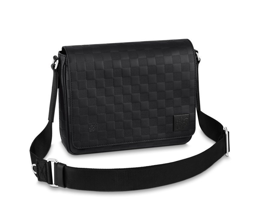 СУМКА Louis Vuitton DISTRICT PM