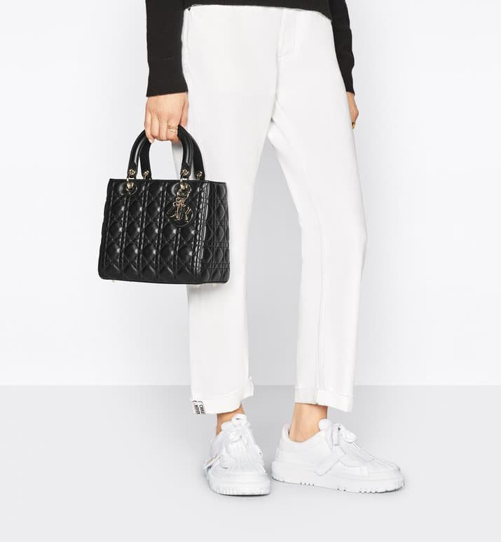 СУМКА Dior LADY DIOR, МОДЕЛЬ СРЕДНЕГО ФОРМАТА