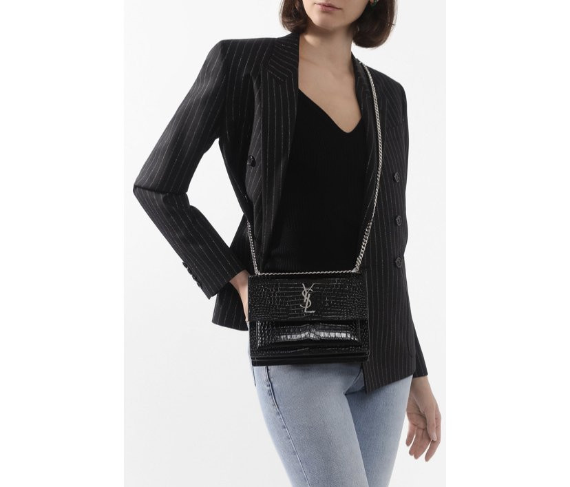 Сумка Saint Laurent Sunset medium с тиснением под крокодила