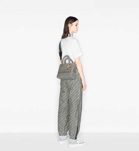 СУМКА Dior LADY D-LITE, МОДЕЛЬ СРЕДНЕГО ФОРМАТА