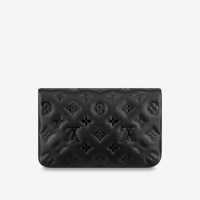 Клатч Louis Vuitton COUSSIN