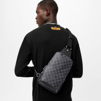 СУМКА-СЛИНГ Louis Vuitton AVENUE
