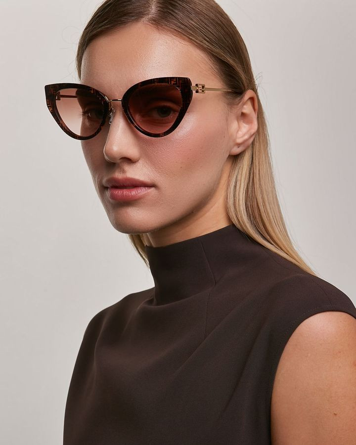 Fendi FE 40014U