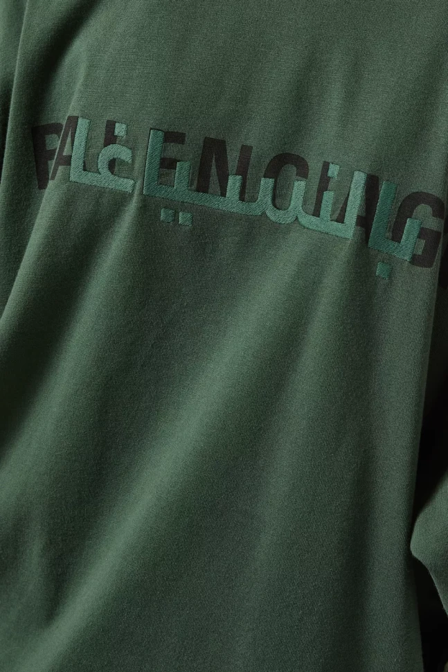 Футболка Balenciaga Tape Type Tee